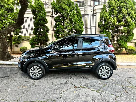 FIAT MOBI 1.0 EVO FLEX TREKKING MANUAL